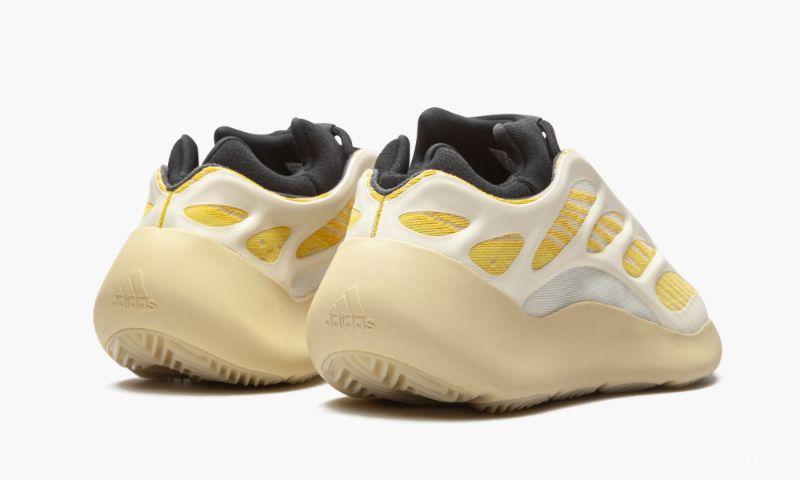 Yeezy 700 V3 Safflower WOMEN