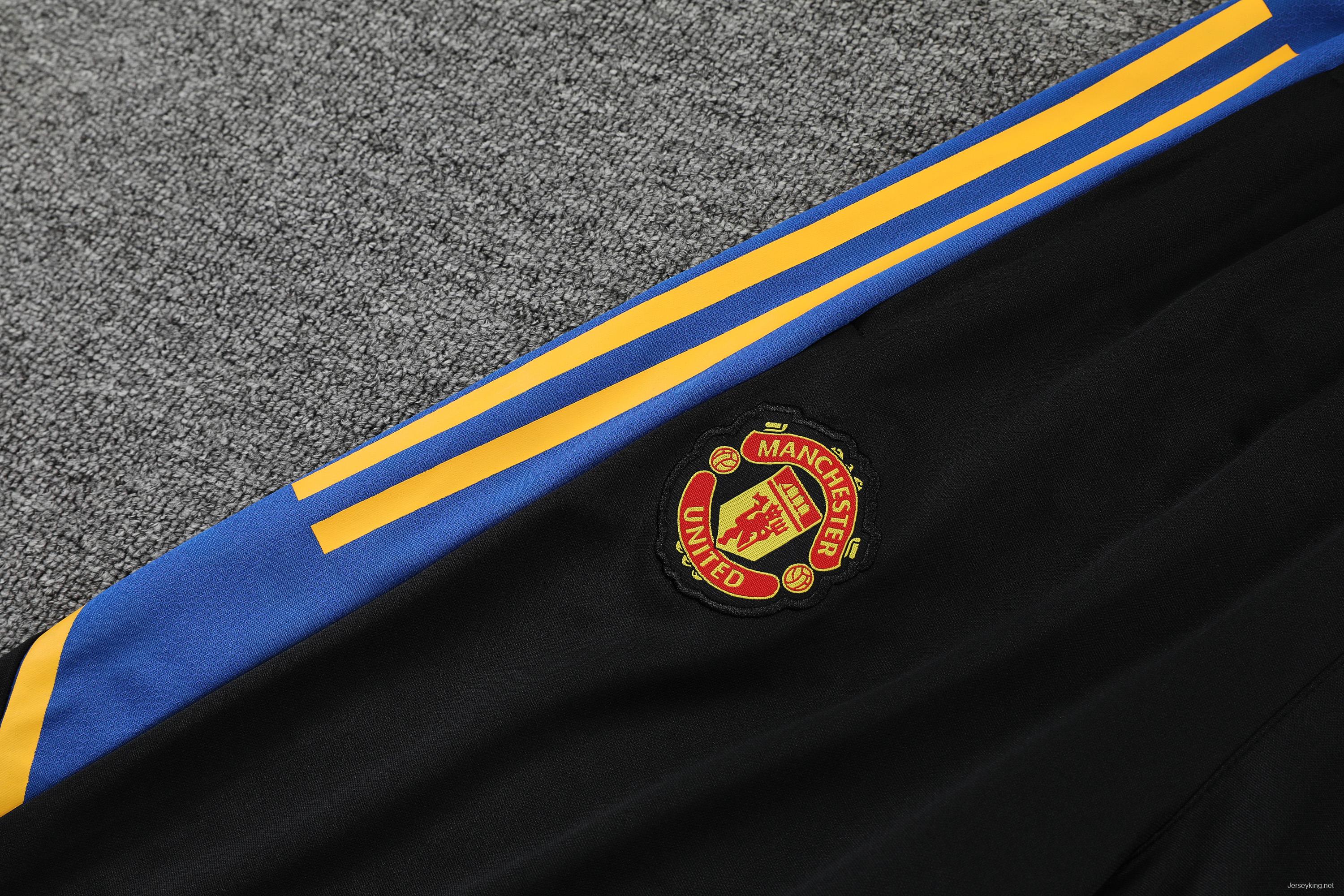 Manchester United POLO kit dark blue (not supported to be sold separately)