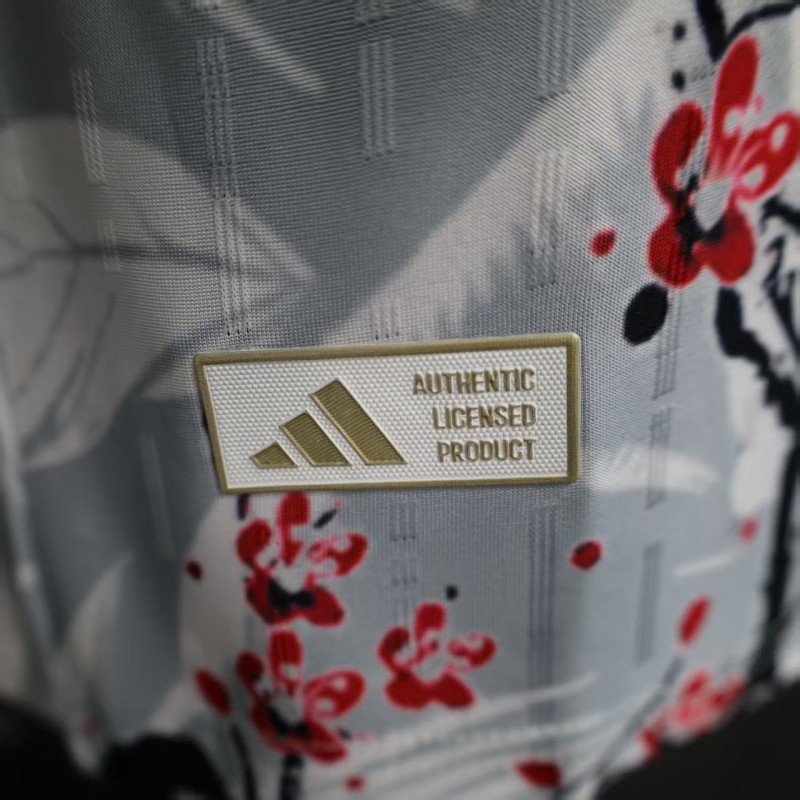 Player Version 2025 Japan White with Fox and Cherry Blossom Pattern Jersey