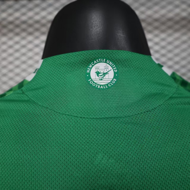 Player Version 25/26 Newcastle United Away Green Jersey