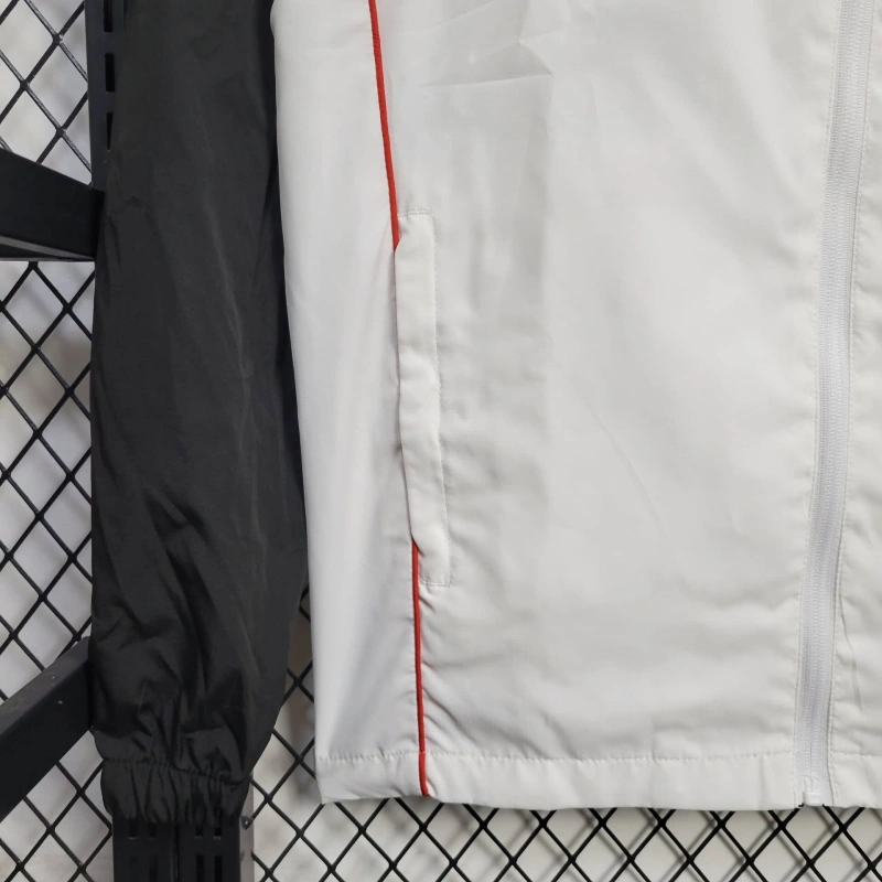 25/26 Manchester United Jacket White Windbreaker