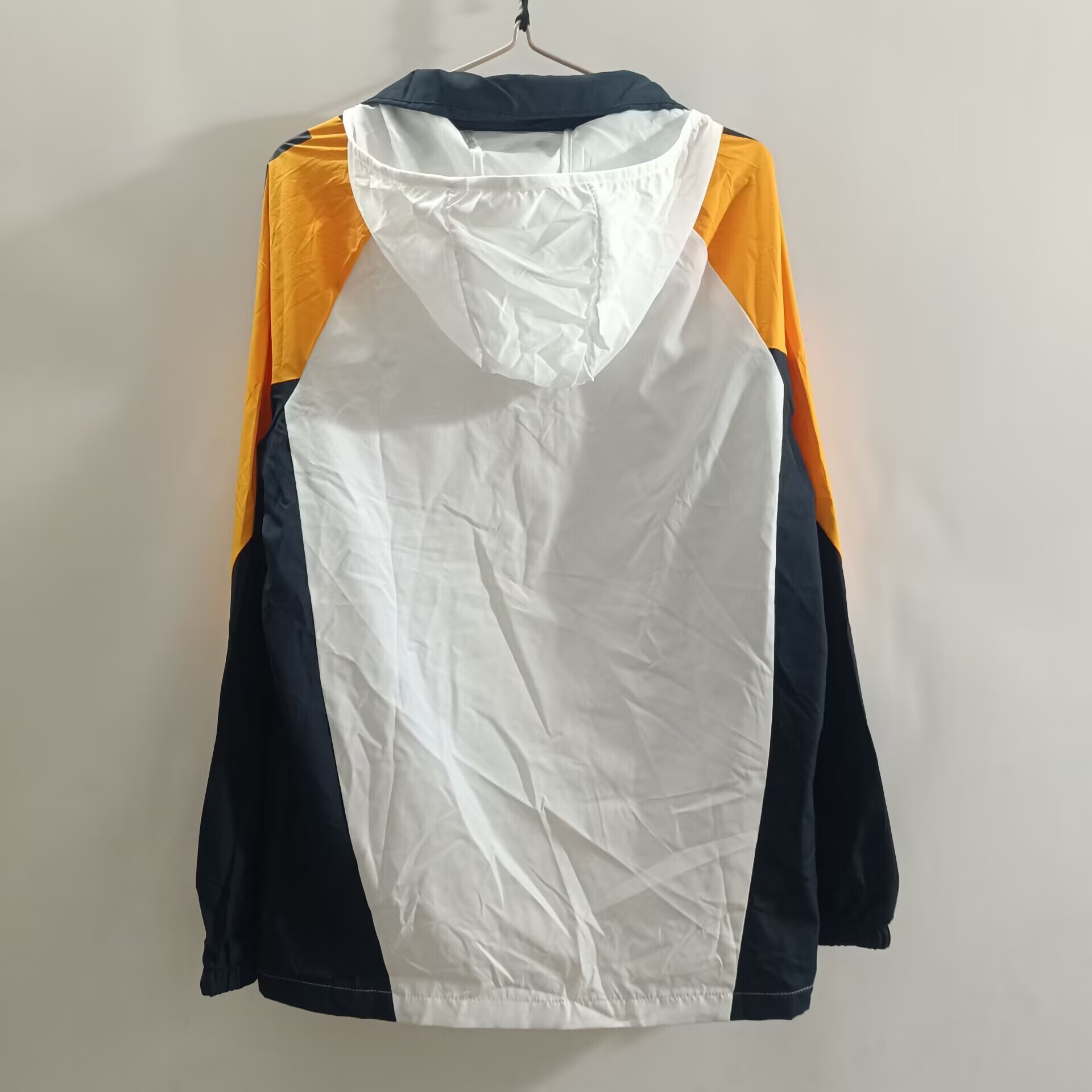 25/26 Real Madrid White Hooded Mid-length Jacket