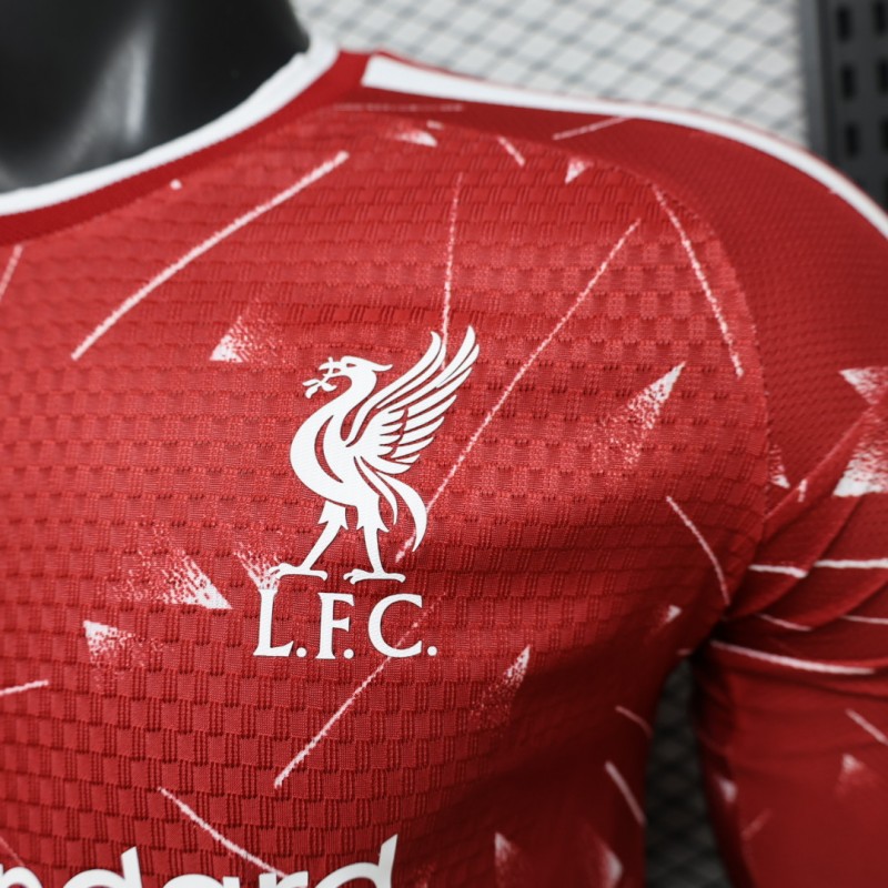 Player Version 26/27 Liverpool Red Lightning Fragment Long Sleeve Home Jersey
