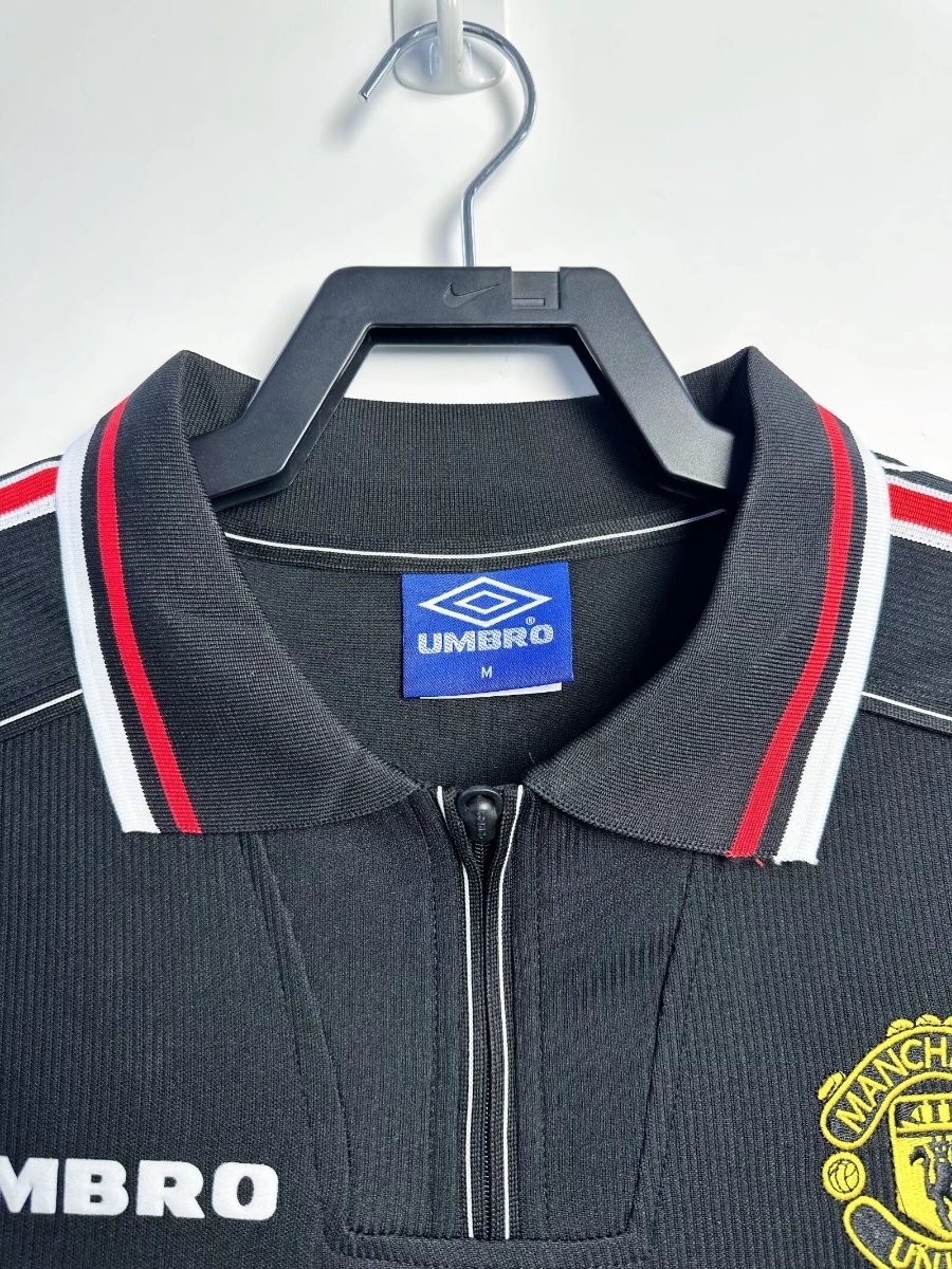 Retro 98/99 Manchester United Goalkeeper Navy Jersey