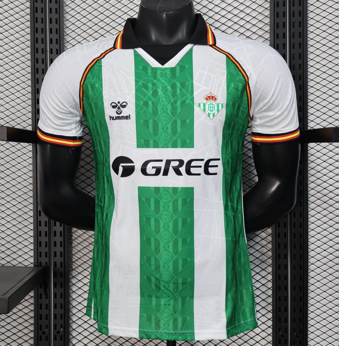 Player Version 25/26 Real Betis Green and White Jersey with Special Edition Design