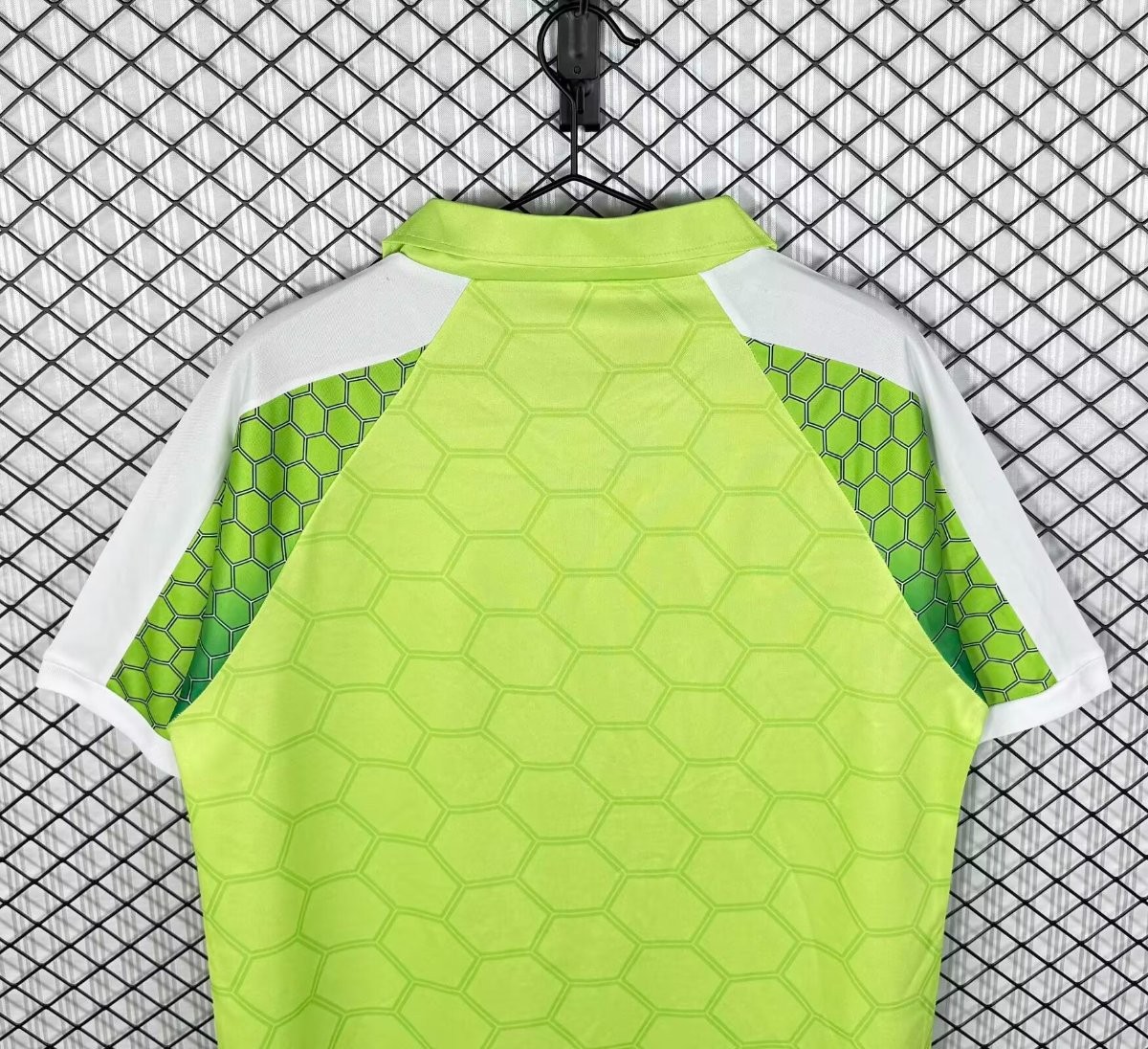 Retro 97/98 VfL Wolfsburg Home Jersey